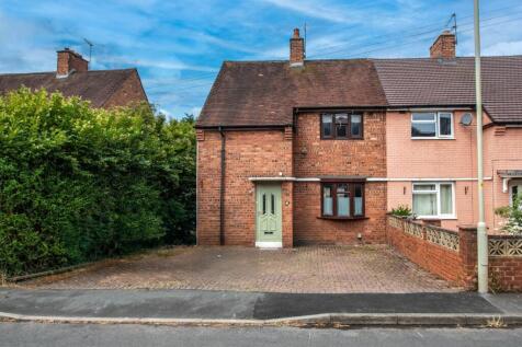 Churchill Drive, Stourbridge, West... 3 bed semi