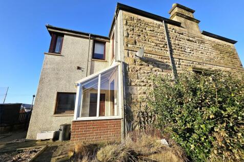 1 Robertson Crescent, Saltcoats, KA21... 2 bed ground floor flat for sale