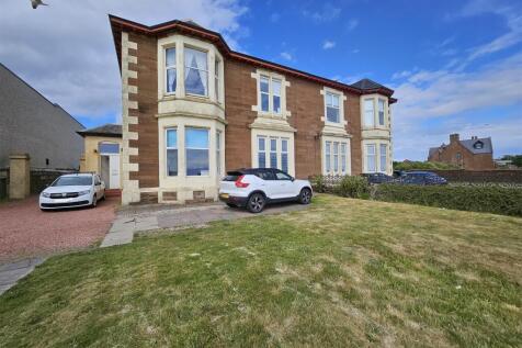 21 South Crescent Road, Ardrossan... 2 bed ground floor flat for sale