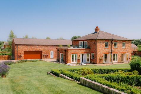 6 bedroom detached house for sale