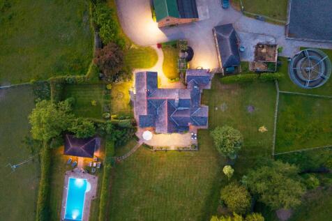 5 bedroom farm house for sale
