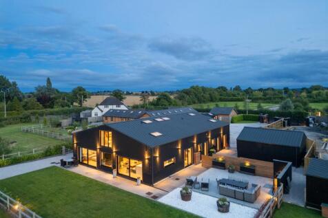 5 bedroom barn conversion for sale