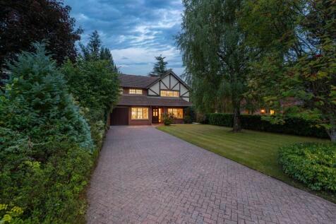 5 bedroom detached house for sale