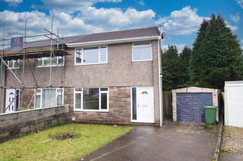 Heol Ap Pryce, Beddau, CF38 2SH 3 bed semi