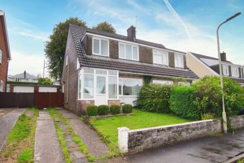 Carmarthen Drive, Tonteg CF38 1HY 3 bed semi