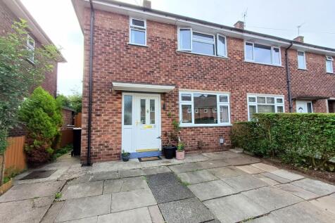 2 bedroom semi-detached house for sale