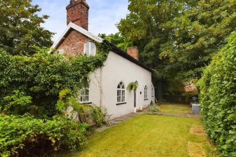 2 bedroom cottage for sale