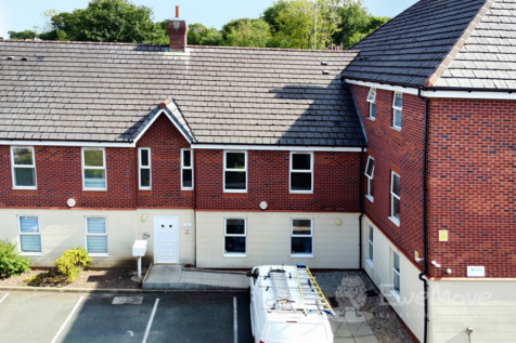BONNINGTON CLOSE, ST. HELENS... 2 bed apartment for sale
