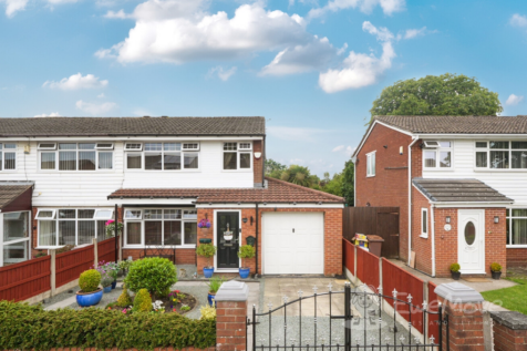 Scholes Park, St. Helens, Merseyside... 3 bed semi