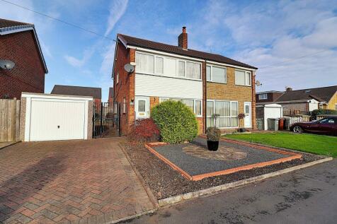 3 bedroom semi-detached house for sale