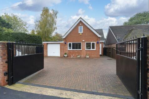 3 bedroom detached house for sale