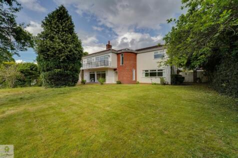 5 bedroom detached house for sale