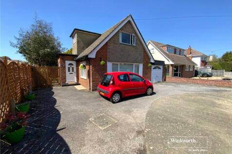 Falcon Drive, Mudeford, Christchurch... 2 bed bungalow for sale