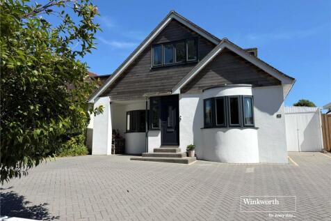 Bure Lane, Friars Cliff... 4 bed detached house for sale