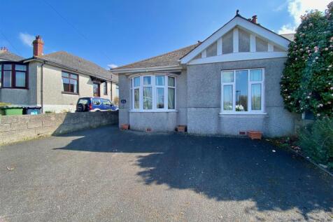 3 bedroom semi-detached bungalow for sale