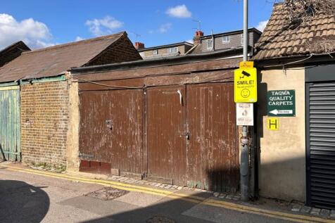 Telegraph Mews, Seven Kings IG3 Garage for sale