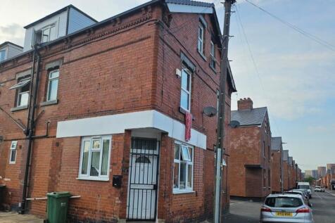 Cleveleys Street, Leeds LS11 Block of apartments for sale