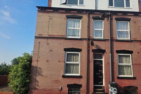 Marley Place, Leeds LS11 Block of apartments for sale