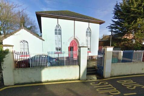 Detached house for sale