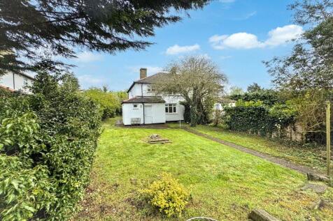 Pepper Hill, Great Amwell, Ware 3 bed semi
