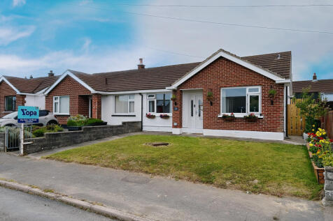 2 bedroom semi-detached bungalow for sale