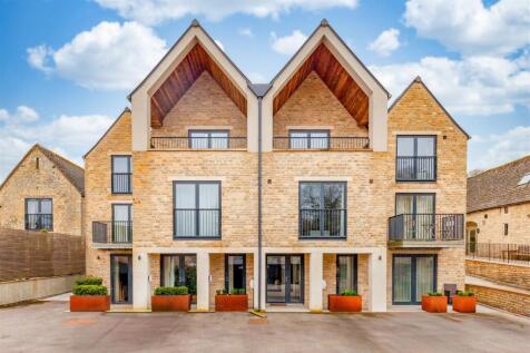 Priory Lane, Burford 2 bed flat for sale