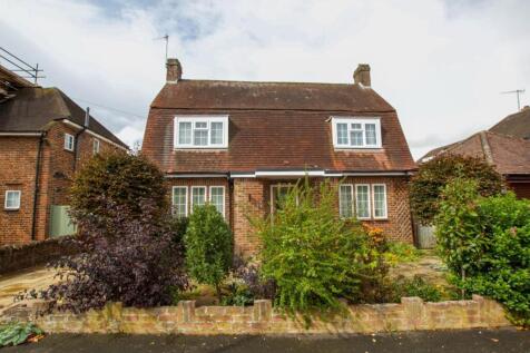 Briar Way, Guildford 3 bed detached house for sale