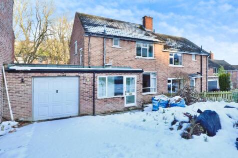 3 bedroom semi-detached house for sale