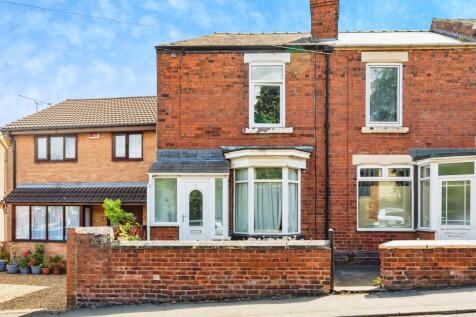 2 bedroom end of terrace house for sale