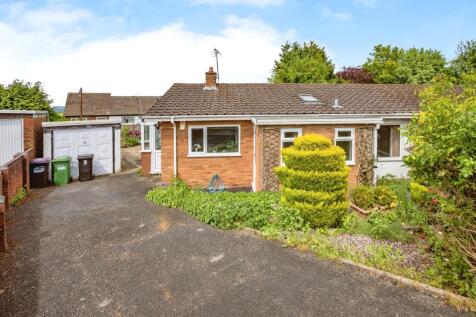 2 bedroom semi-detached bungalow for sale