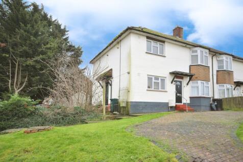 2 bedroom maisonette for sale