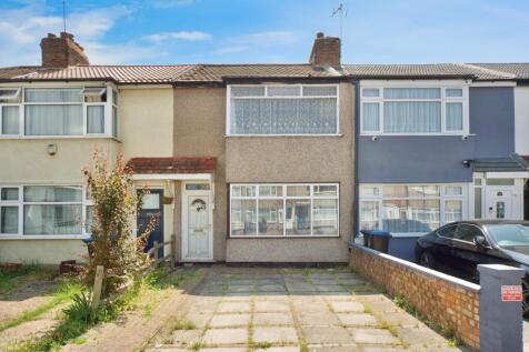 3 bedroom terraced house for sale