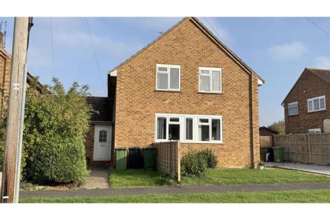 2 bedroom maisonette for sale