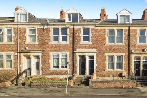 5 bedroom maisonette for sale