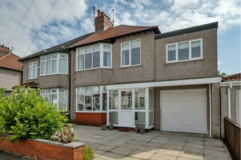 4 bedroom semi-detached house for sale