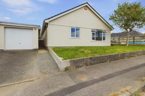 Park Road, St Dominick 3 bed bungalow for sale