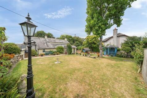 Landulph. Saltash 4 bed detached house for sale