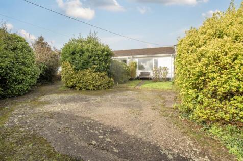 St Ive Cross. Liskeard. 2 bed detached bungalow for sale