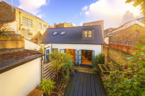 3 bedroom cottage for sale