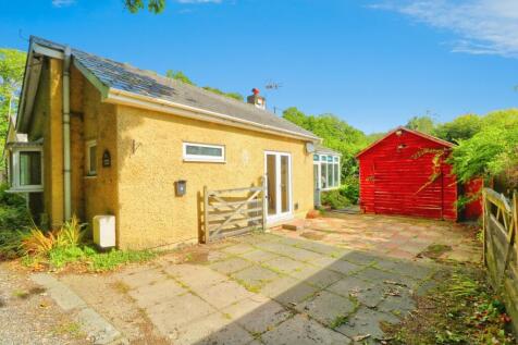 2 bedroom semi-detached bungalow for sale