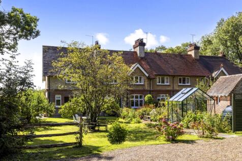 7 bedroom semi-detached house for sale