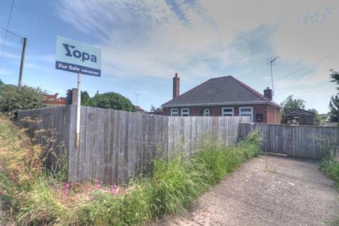 2 bedroom detached bungalow for sale