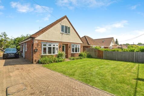 4 bedroom bungalow for sale