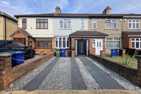 3 bedroom terraced house for sale