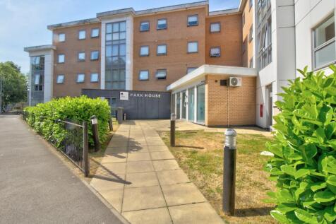 Studio flat for sale