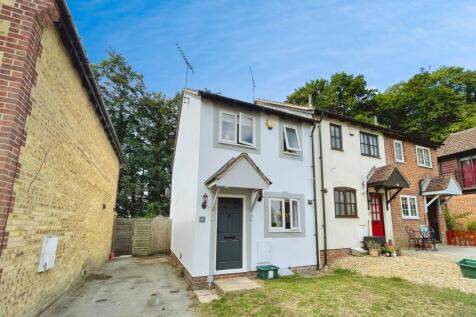 2 bedroom end of terrace house for sale