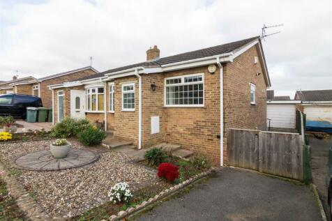 2 bedroom semi-detached bungalow for sale