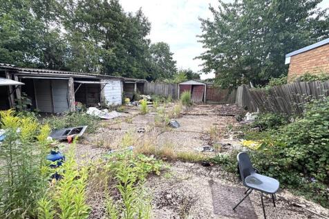 Garage Compound at Long Readings... Land for sale