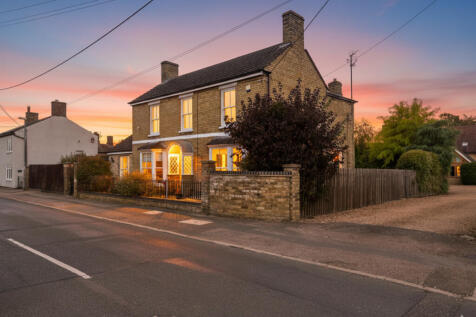 Colne PE28 4 bed detached house for sale