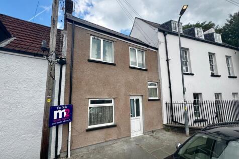 Backhall Street, Newport NP18 2 bed terraced house for sale